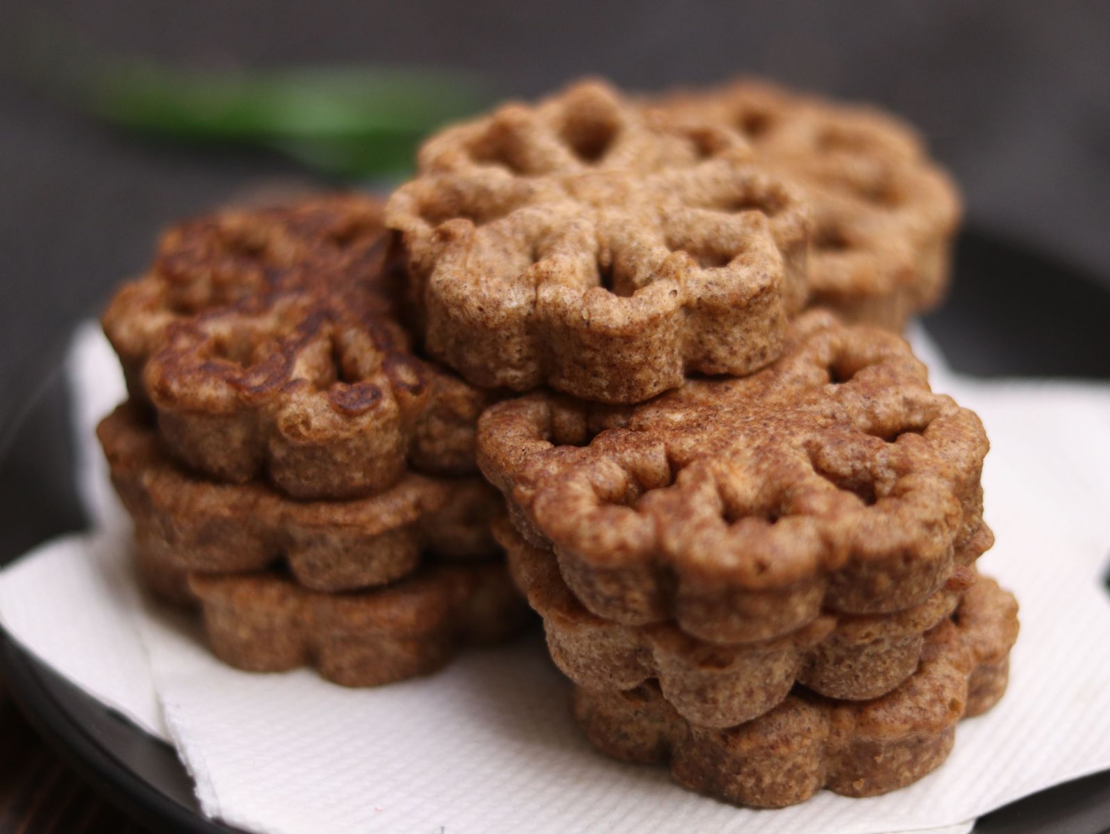 Ragi Rose cake
